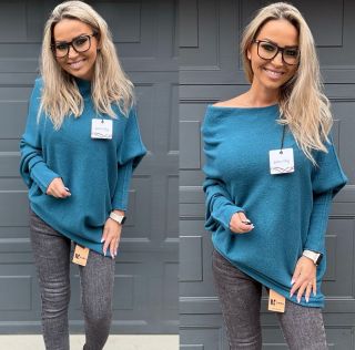 💙 Asymetrické pončo svetříky – NOVINKA! 💙 ➡️ https://www.pinkstore.cz/asymetricky-svetrik-ponco-21/