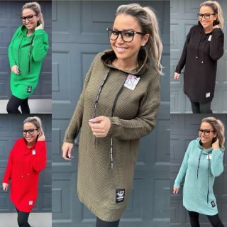 ❤️ NOVINKA ❤️ Tu si nesmíš nechat ujít 🤩 Tady objednáš ➡️ https://www.pinkstore.cz/prodlouzeny-svetr-bohys/